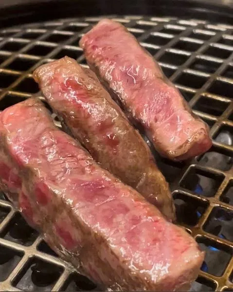 厚切りイチボ焼いてみました。